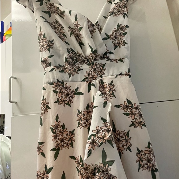 Floral maxi dress perfect for summer events - Picture 3 of 5